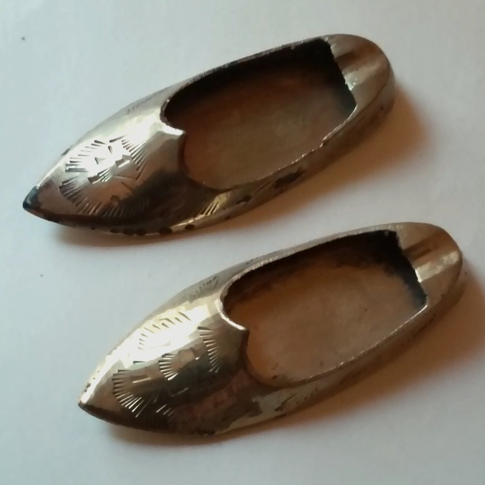 2 Vintage Brass World Gift ZY India Slipper Incense (6 Sticks) Holder3 3/8